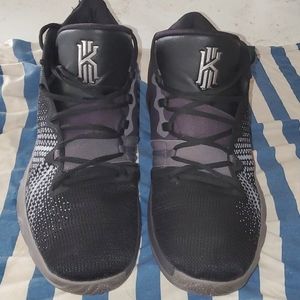 Nike Kyrie